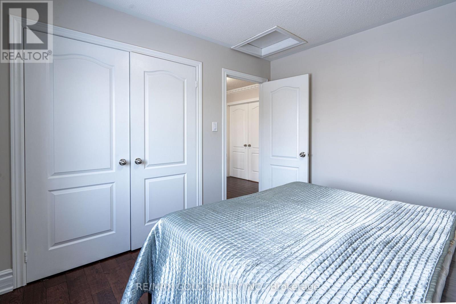 10 Leopard Gate, Brampton, Ontario  L6R 2E5 - Photo 21 - W12716794