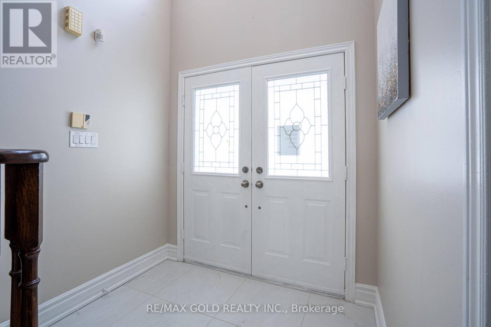 10 Leopard Gate, Brampton, Ontario  L6R 2E5 - Photo 47 - W12716794