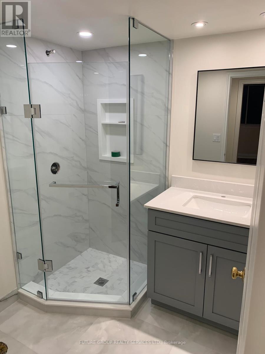 1204 - 880 Dundas Street W, Mississauga, Ontario  L5C 4H3 - Photo 20 - W12717540