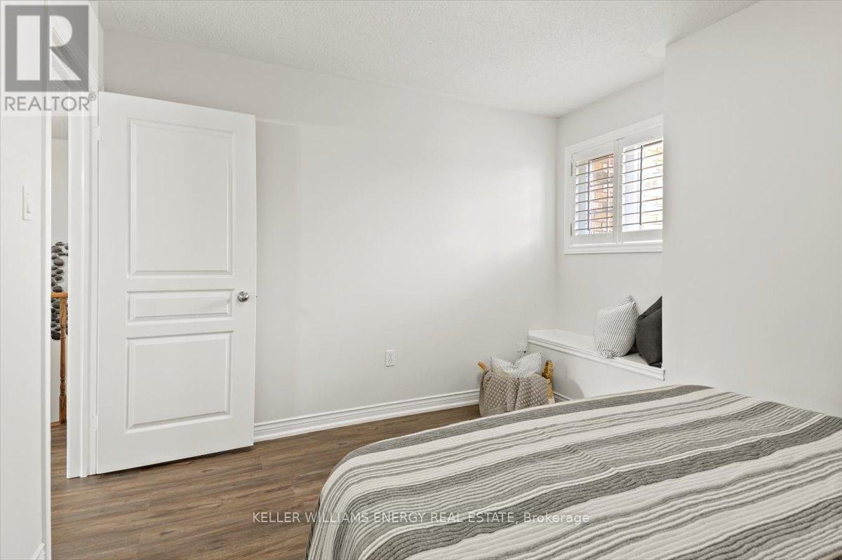 5 Bishopgate Street, Whitby, Ontario  L1P 0A6 - Photo 16 - E12725166