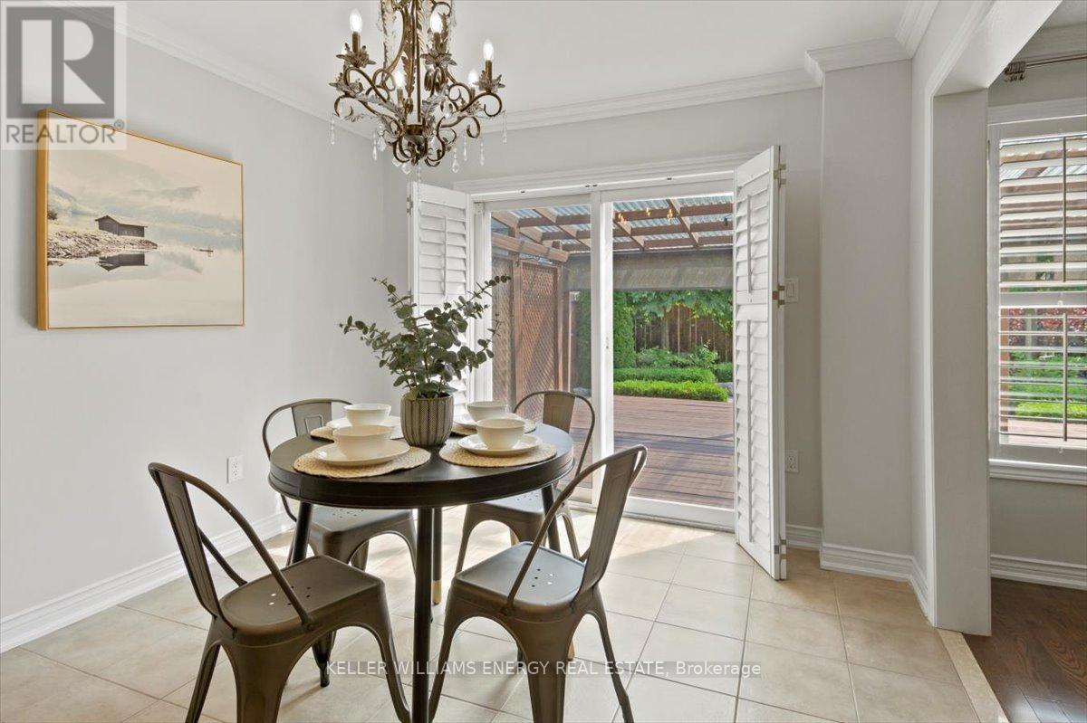 5 Bishopgate Street, Whitby, Ontario  L1P 0A6 - Photo 9 - E12725166