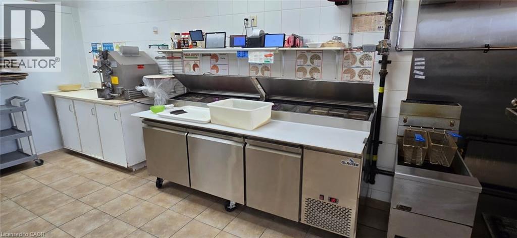 995 Paisley Road Unit# #14, Guelph, Ontario  N1K 1X6 - Photo 11 - 40779115