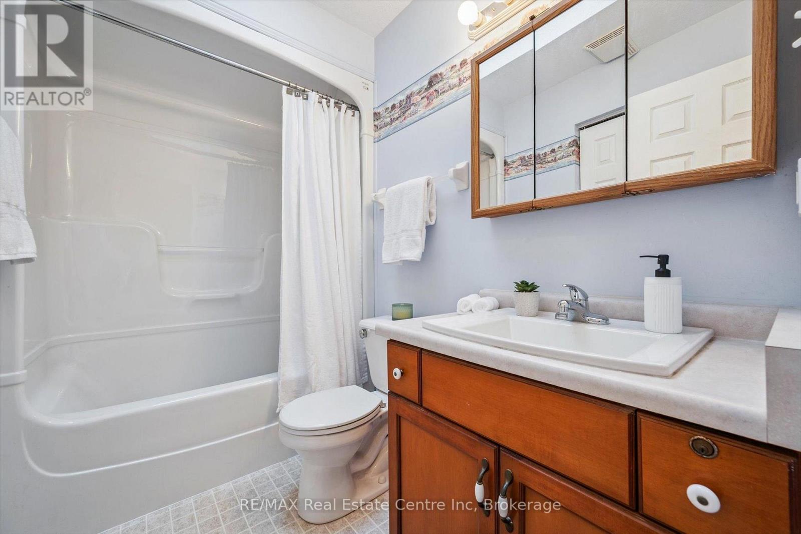 45 Chesterton Lane, Guelph, Ontario  N1E 6S8 - Photo 10 - X12725154