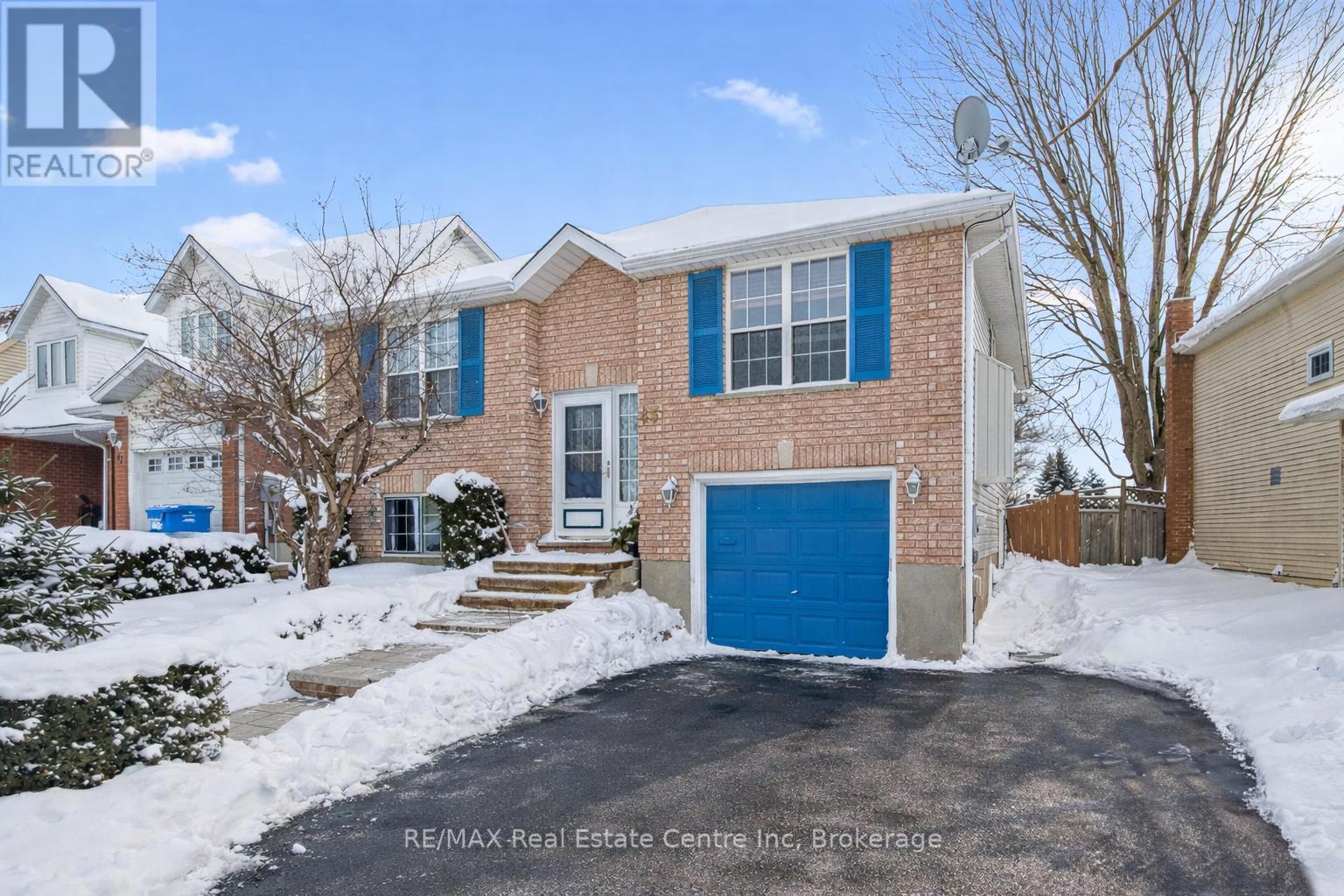 45 Chesterton Lane, Guelph, Ontario  N1E 6S8 - Photo 2 - X12725154