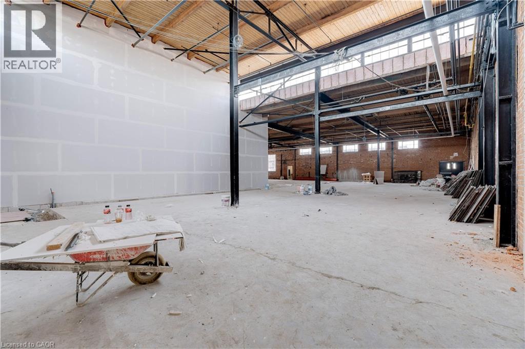 111 Sherwood Drive Unit# 8-9, Brantford, Ontario  N3T 6J9 - Photo 4 - 40800540