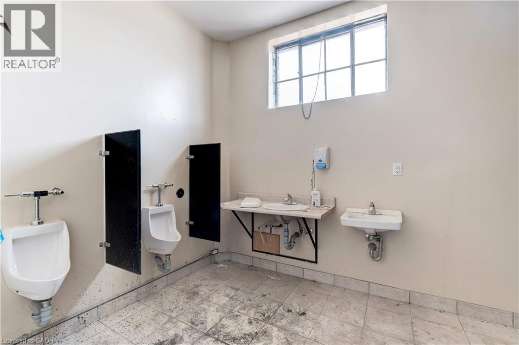 111 Sherwood Drive Unit# 8-9, Brantford, Ontario  N3T 6J9 - Photo 5 - 40800540