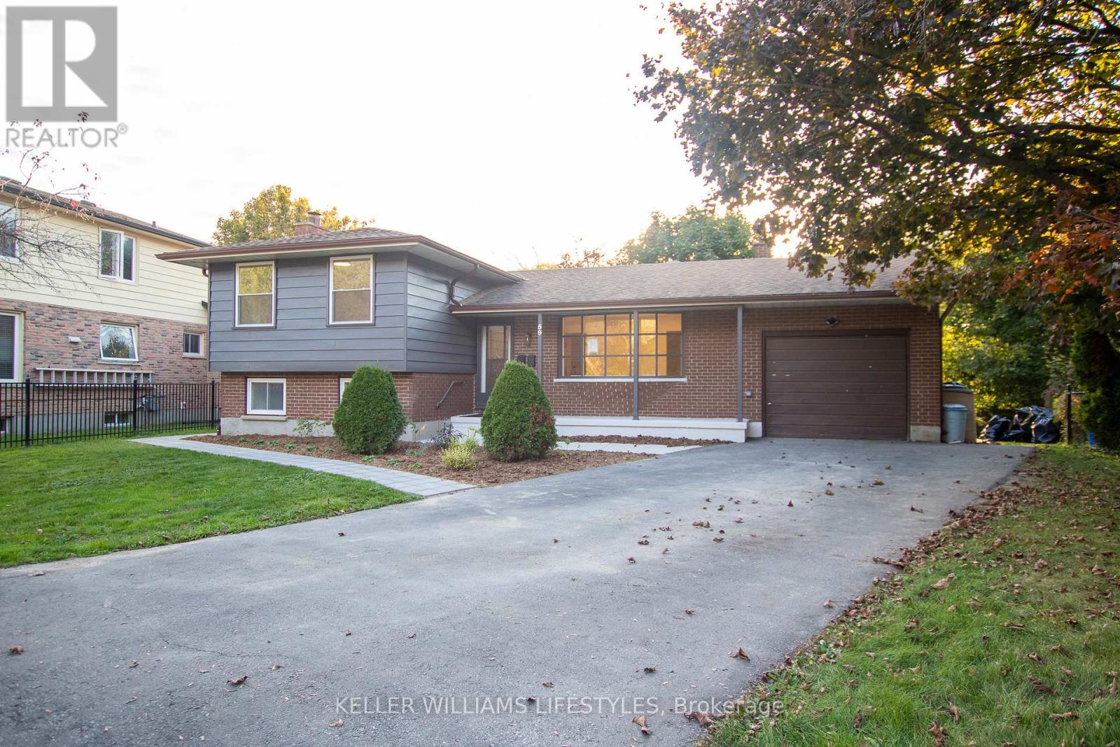 59 Haliburton Place, London South, Ontario  N6K 2Z4 - Photo 2 - X12725172