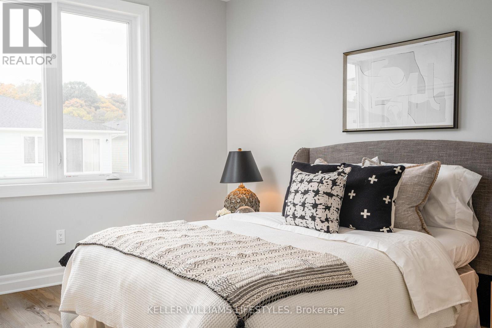 106 Sandcastle Key, Central Elgin, Ontario  N5L 1C5 - Photo 34 - X12725182