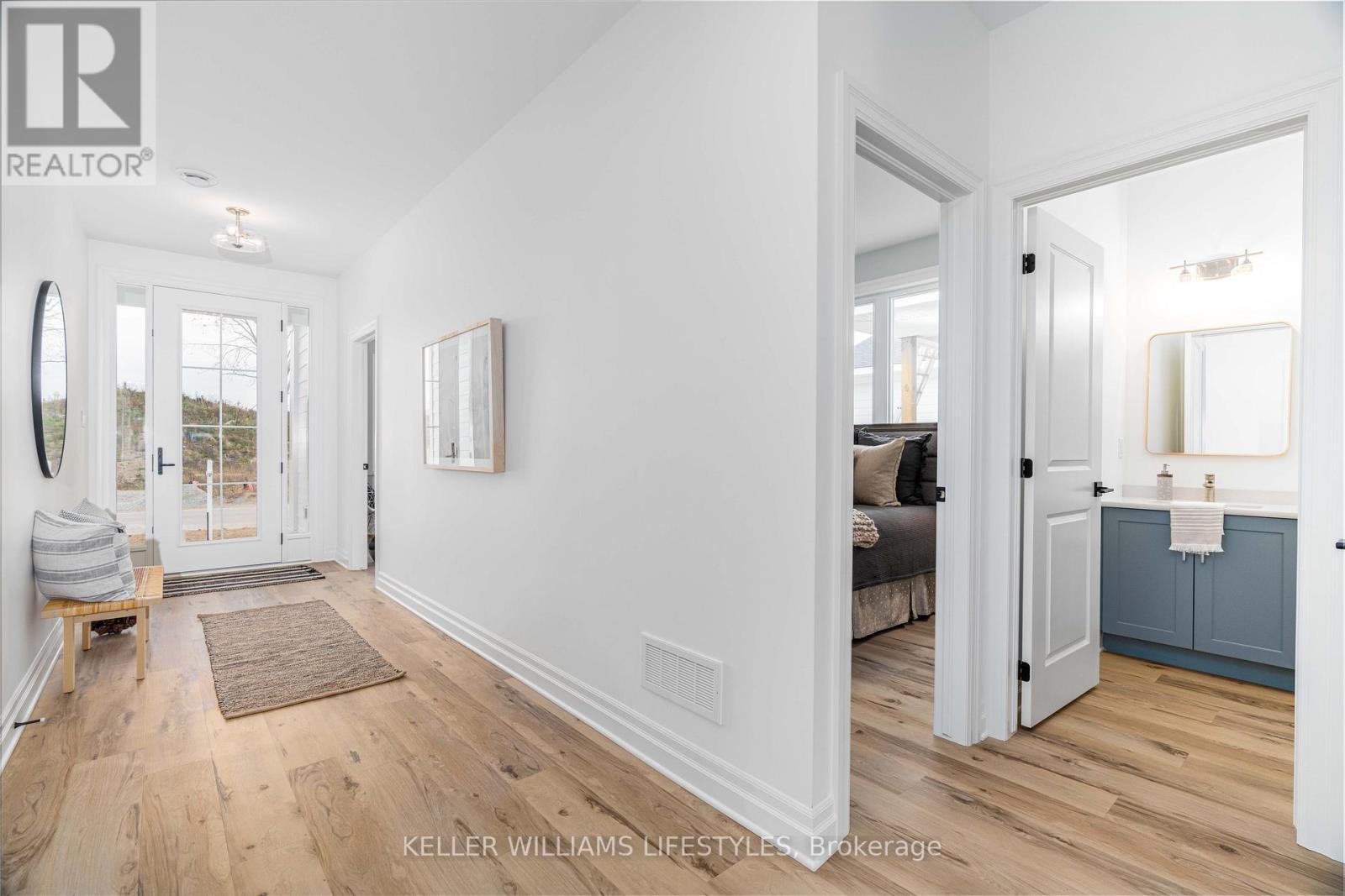 106 Sandcastle Key, Central Elgin, Ontario  N5L 1C5 - Photo 4 - X12725182