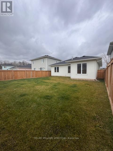 106 Sandcastle Key, Central Elgin, Ontario  N5L 1C5 - Photo 42 - X12725182