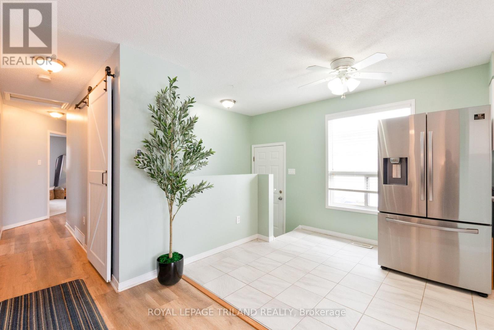 264 Simpson Crescent, London East, Ontario  N5V 5E2 - Photo 12 - X12725184