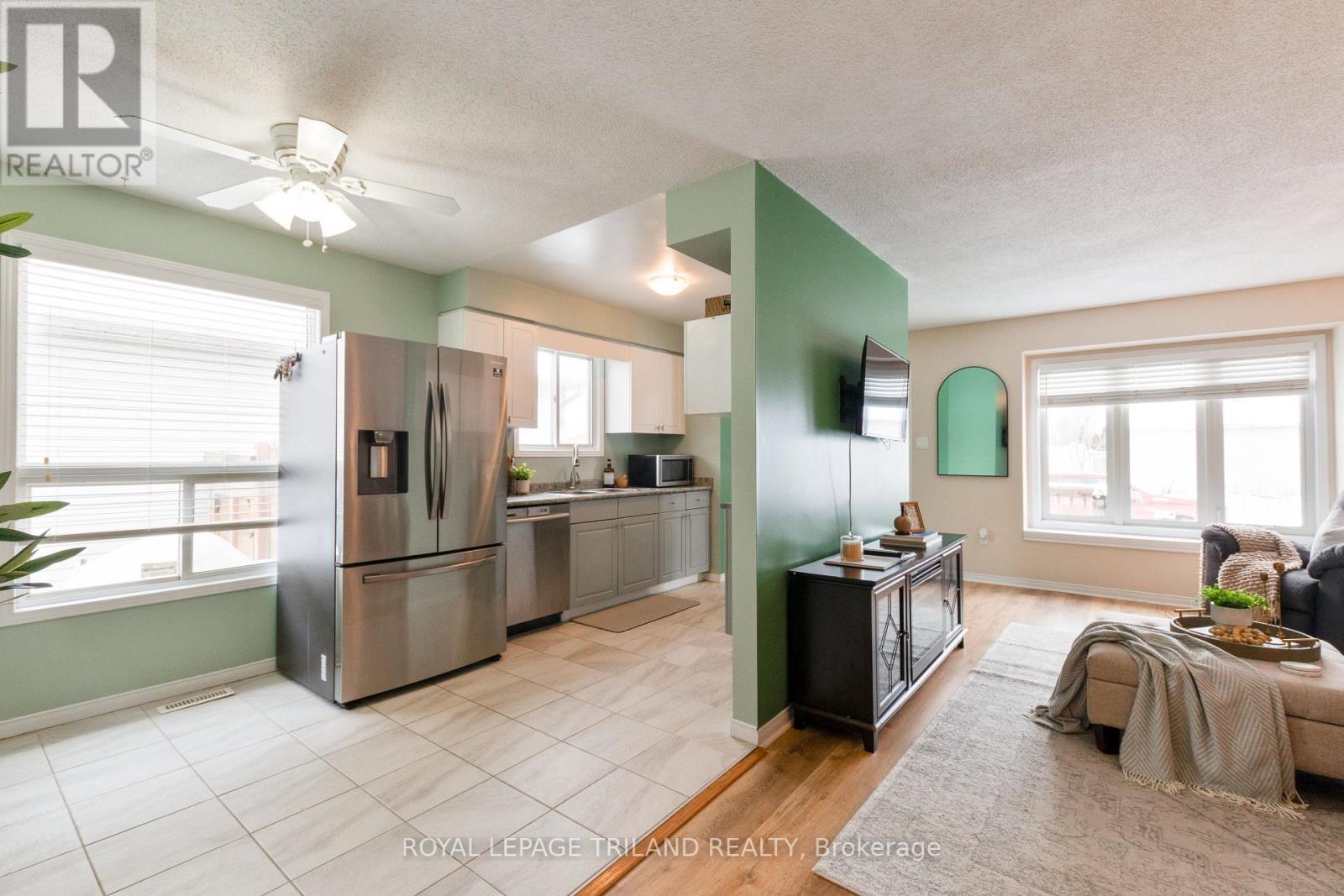 264 Simpson Crescent, London East, Ontario  N5V 5E2 - Photo 18 - X12725184