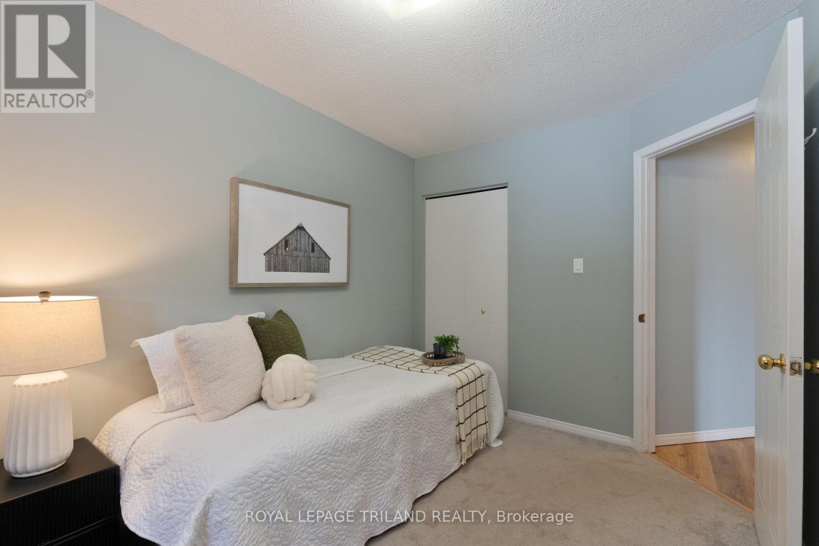 264 Simpson Crescent, London East, Ontario  N5V 5E2 - Photo 22 - X12725184