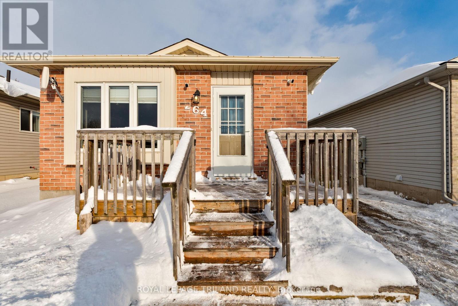 264 Simpson Crescent, London East, Ontario  N5V 5E2 - Photo 3 - X12725184