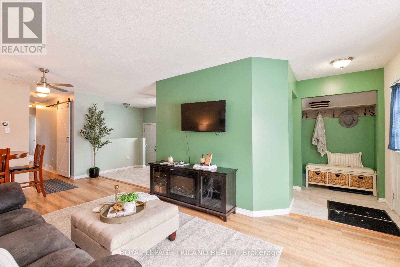 264 Simpson Crescent, London East, Ontario  N5V 5E2 - Photo 6 - X12725184