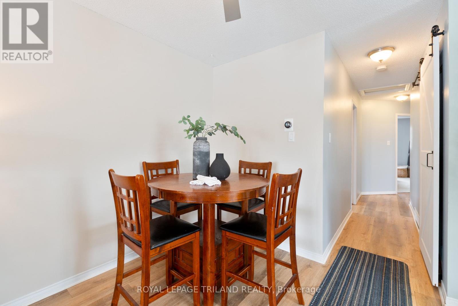 264 Simpson Crescent, London East, Ontario  N5V 5E2 - Photo 8 - X12725184