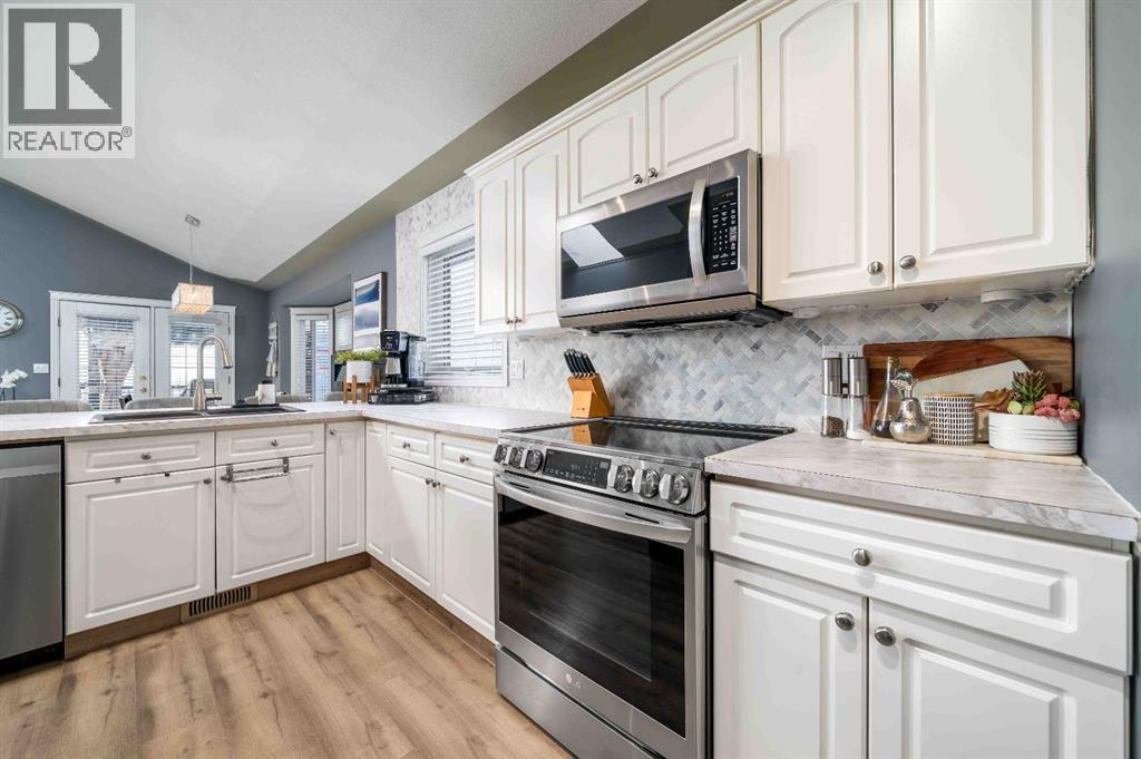 110 Redcliff Way Sw, Redcliff, Alberta  T0J 2P0 - Photo 13 - A2281041