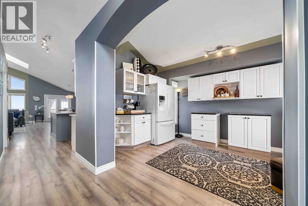 110 Redcliff Way Sw, Redcliff, Alberta  T0J 2P0 - Photo 7 - A2281041