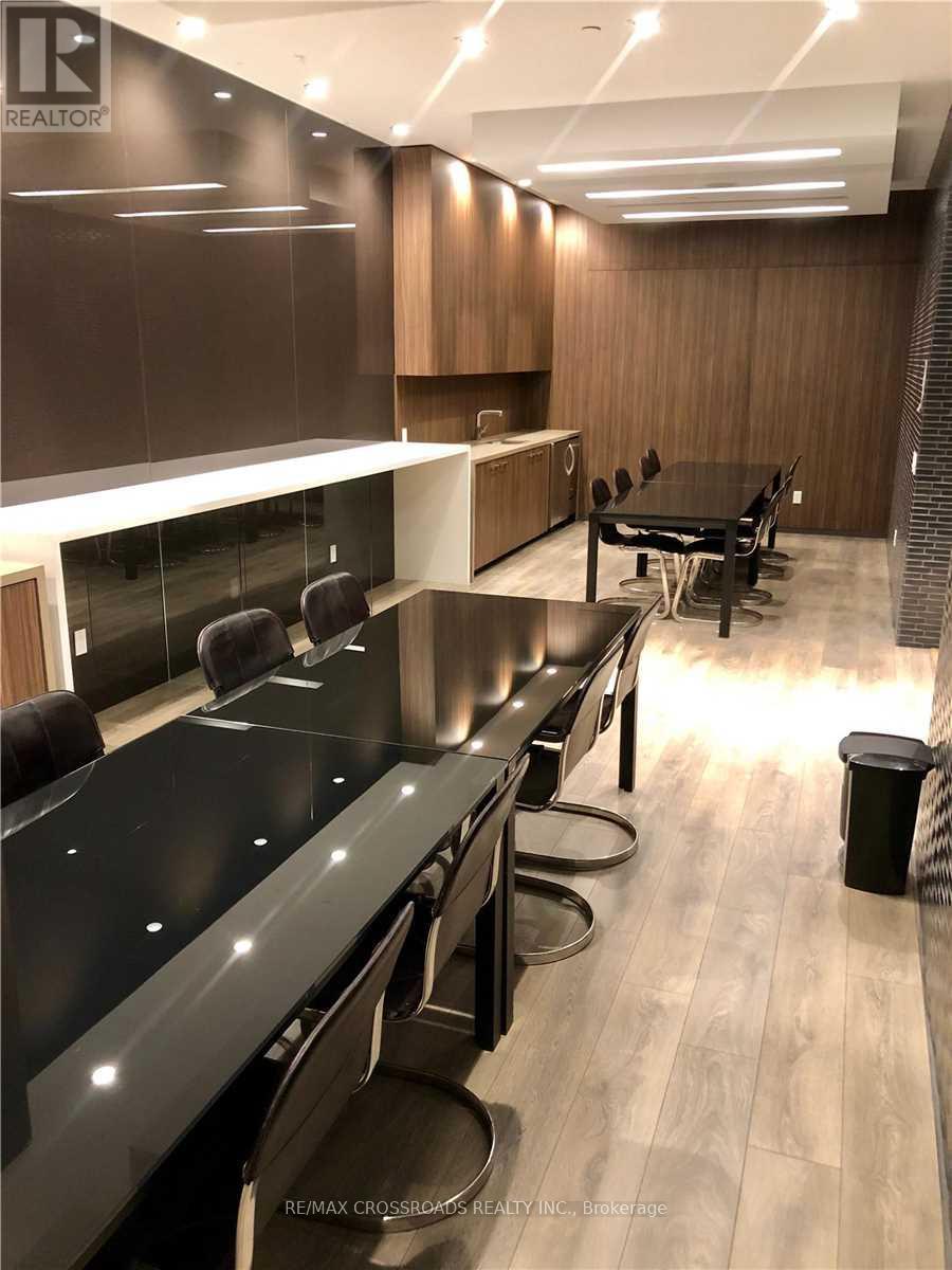 427 - 1030 King Street W, Toronto, Ontario  M6K 3N3 - Photo 17 - C12724898