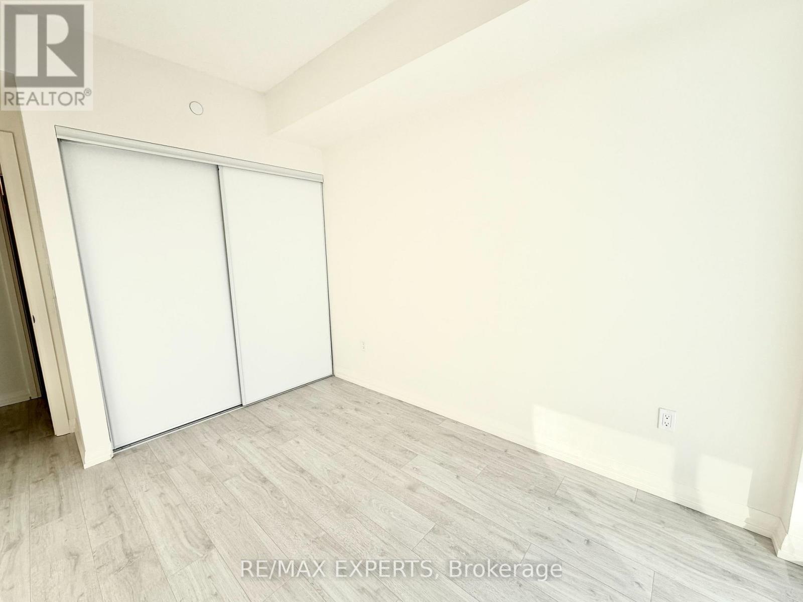 2208 - 27 Korda Gate, Vaughan, Ontario  L4K 0P6 - Photo 8 - N12725056