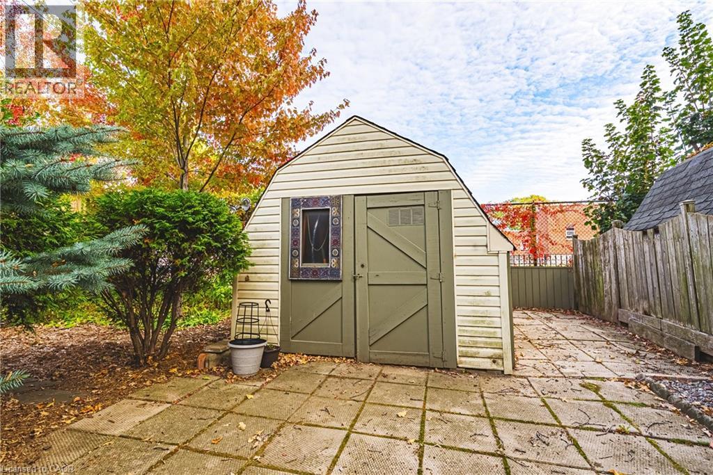 31 Buchanan Street, Hamilton, Ontario  L9A 2V7 - Photo 45 - 40779615