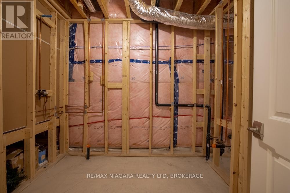 15 Arbourvale Common Road, St. Catharines (Glendale/glenridge), Ontario  L2T 3B7 - Photo 30 - X12725280