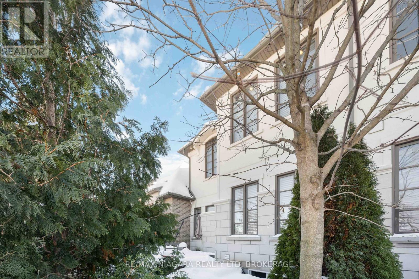 15 Arbourvale Common Road, St. Catharines (Glendale/glenridge), Ontario  L2T 3B7 - Photo 40 - X12725280