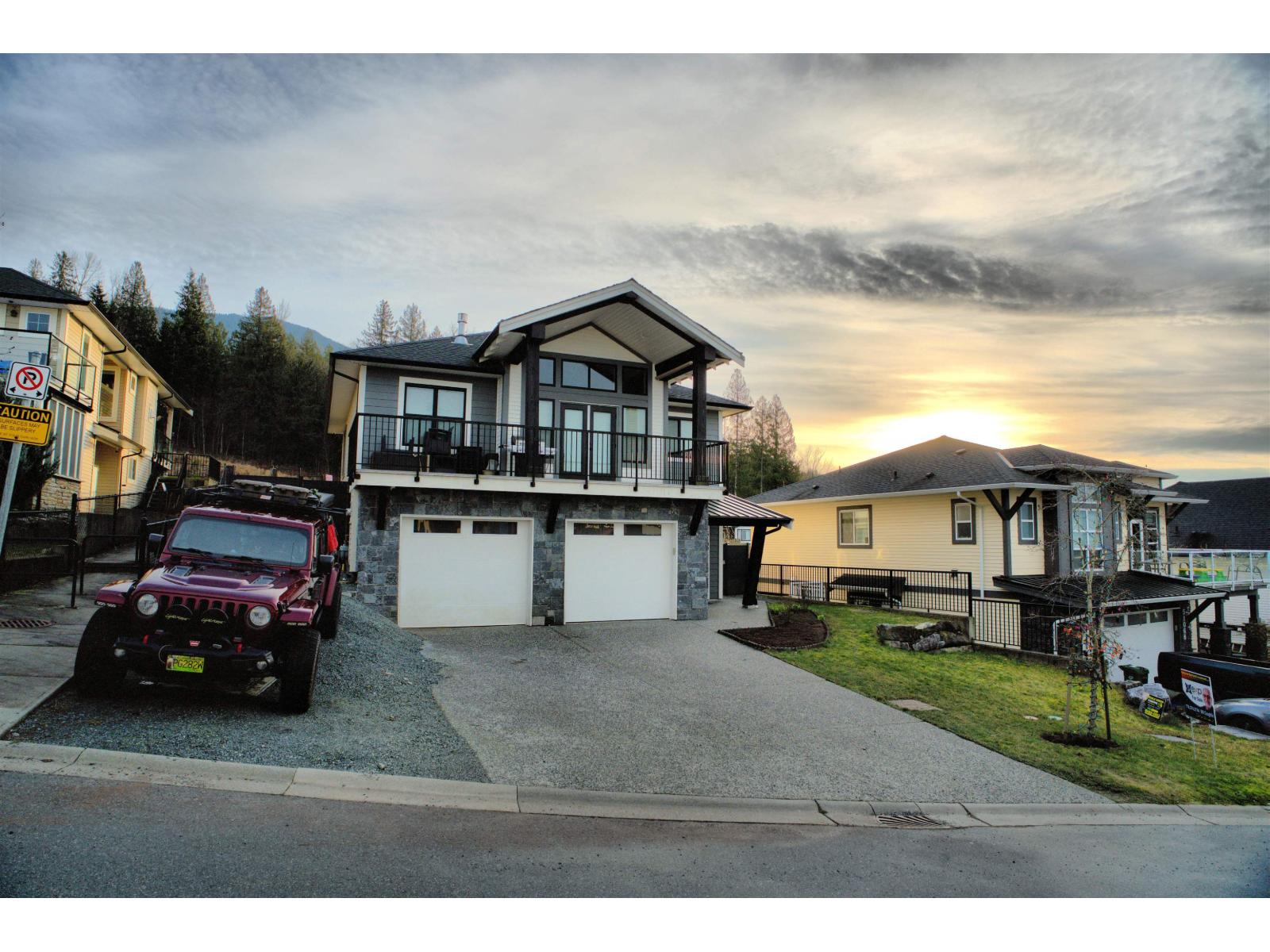 51074 Zander Place, Eastern Hillsides, Chilliwack, British Columbia  V4Z 0C1 - Photo 2 - R3082065