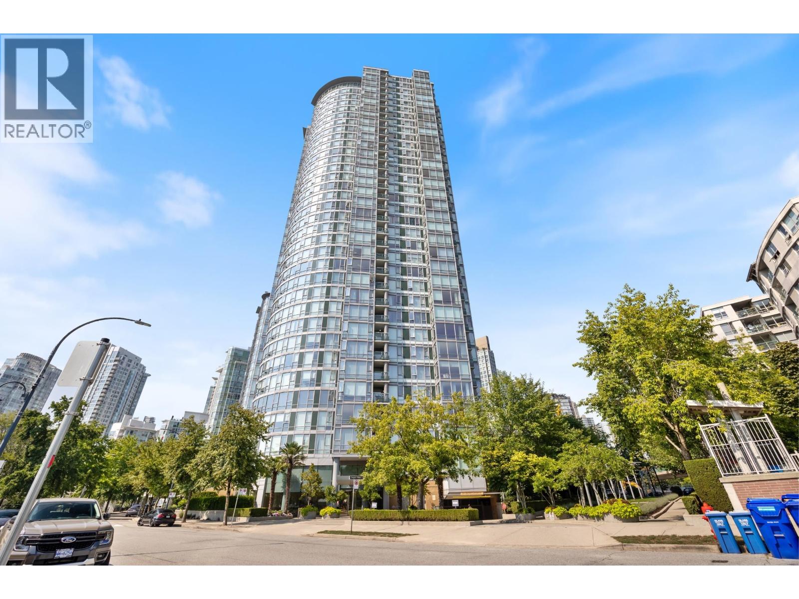 1901 1033 MARINASIDE CRESCENT, Vancouver, British Columbia