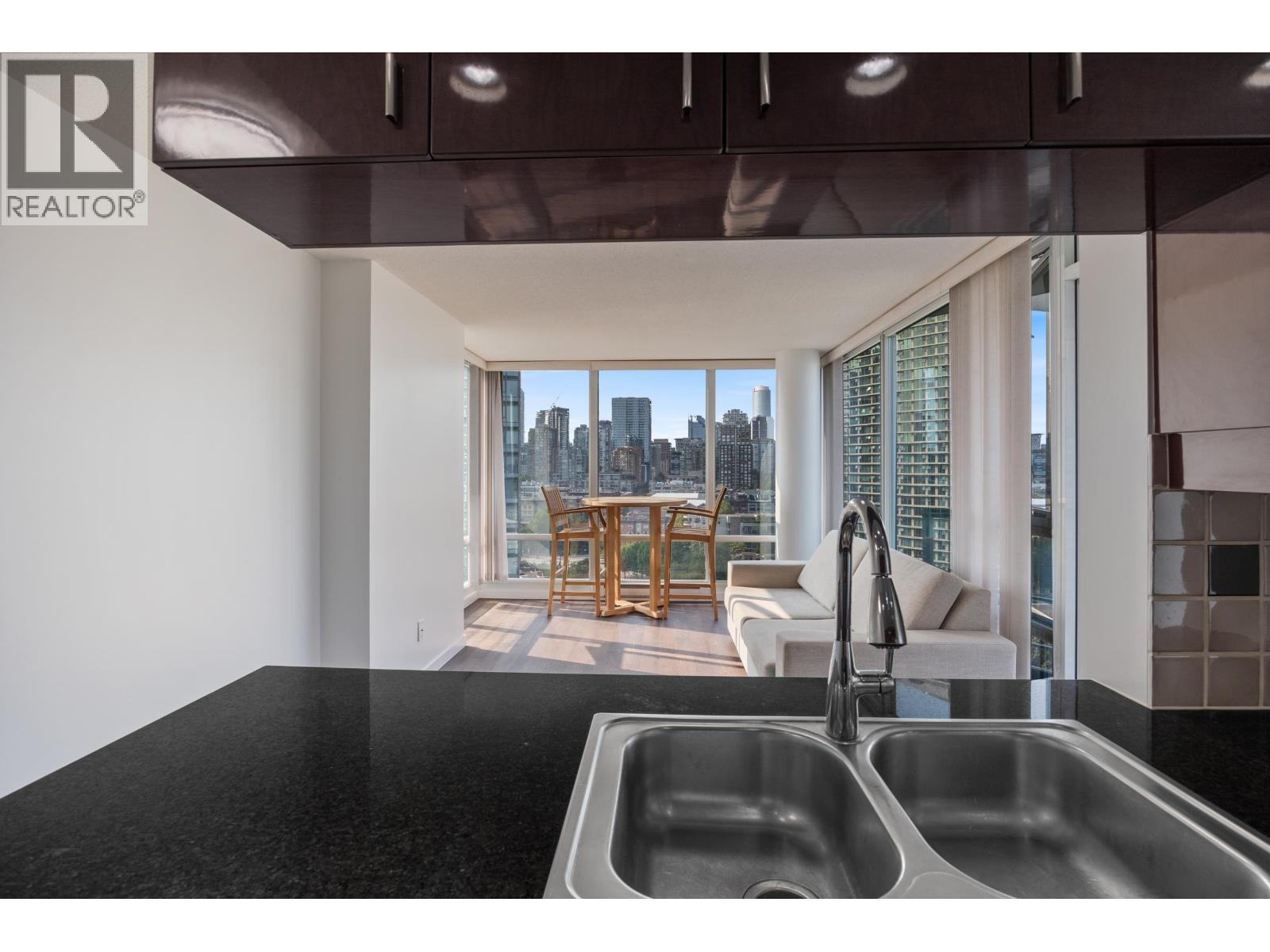 1901 1033 Marinaside Crescent, Vancouver, British Columbia  V6Z 3A3 - Photo 22 - R3082603