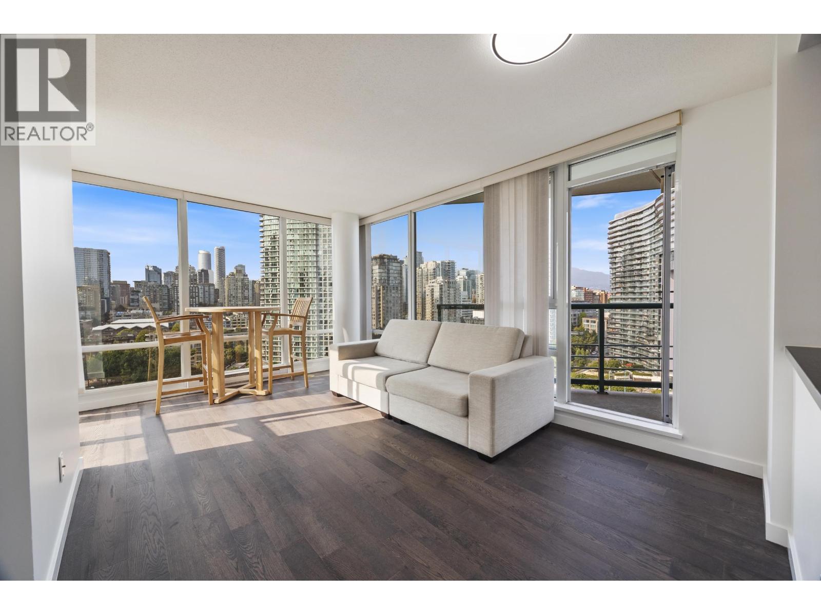 1901 1033 Marinaside Crescent, Vancouver, British Columbia  V6Z 3A3 - Photo 6 - R3082603