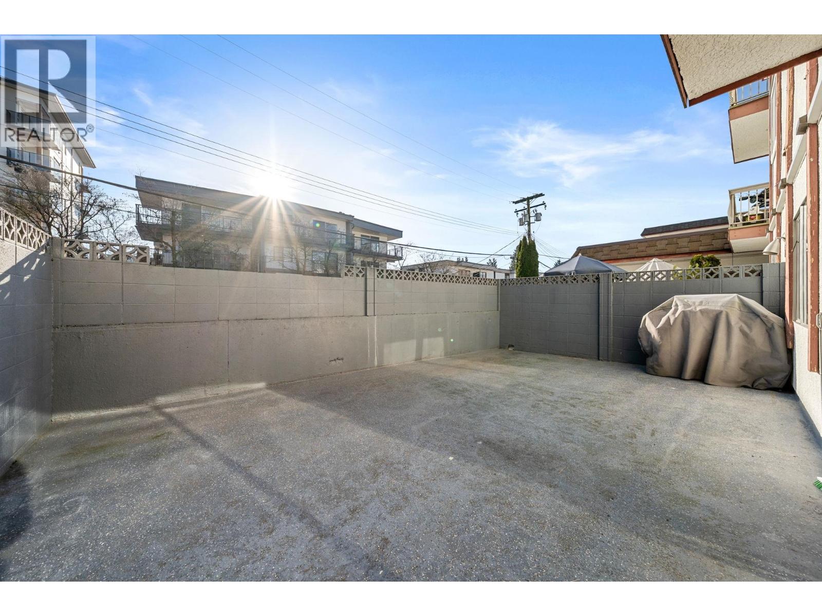 3 135 W 21st Street, North Vancouver, British Columbia  V7M 1Z2 - Photo 11 - R3082607