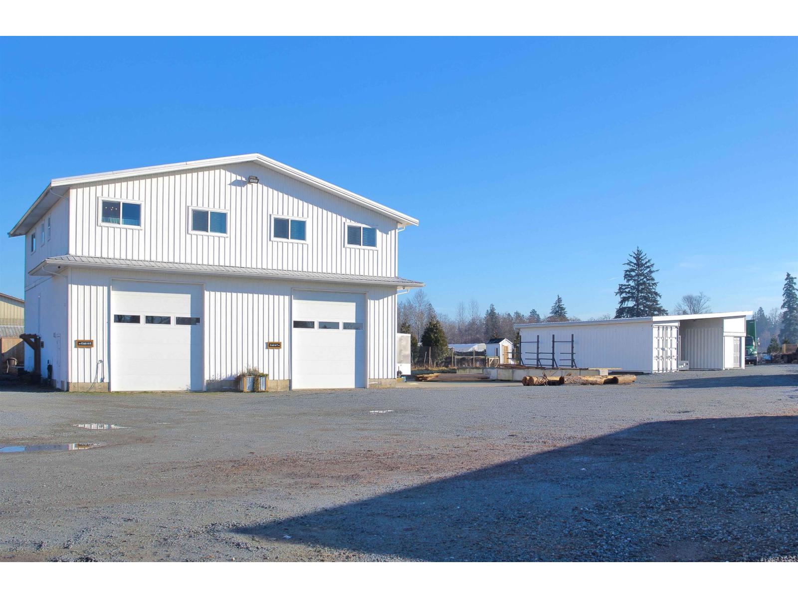 22444 72 Avenue, Langley, British Columbia  V2Y 2K4 - Photo 2 - R3081887