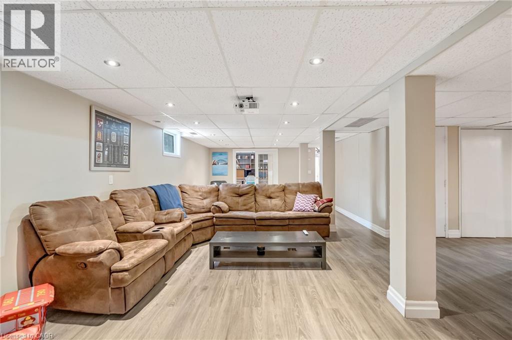 30 Carl Crescent, Waterdown, Ontario  L8B 0G5 - Photo 37 - 40799610