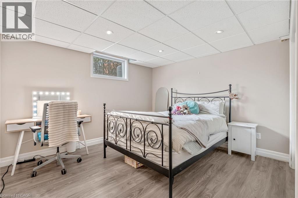 30 Carl Crescent, Waterdown, Ontario  L8B 0G5 - Photo 41 - 40799610