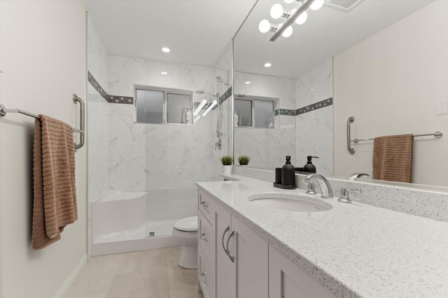 90 4001 Old Clayburn Road, Abbotsford, British Columbia  V3G 1C5 - Photo 21 - R3082416