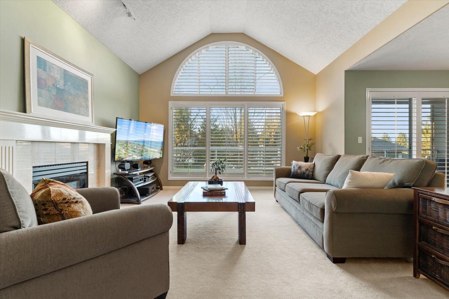 90 4001 Old Clayburn Road, Abbotsford, British Columbia  V3G 1C5 - Photo 9 - R3082416