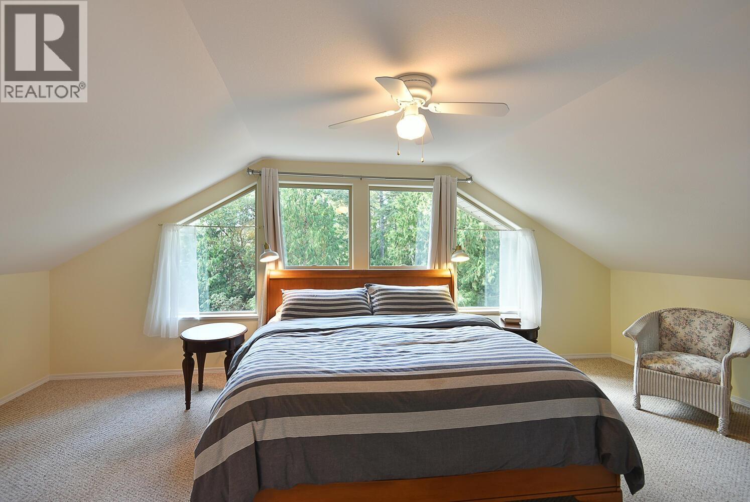 8650 Redrooffs Road, Halfmoon Bay, British Columbia  V7Z 1E7 - Photo 12 - R3082609