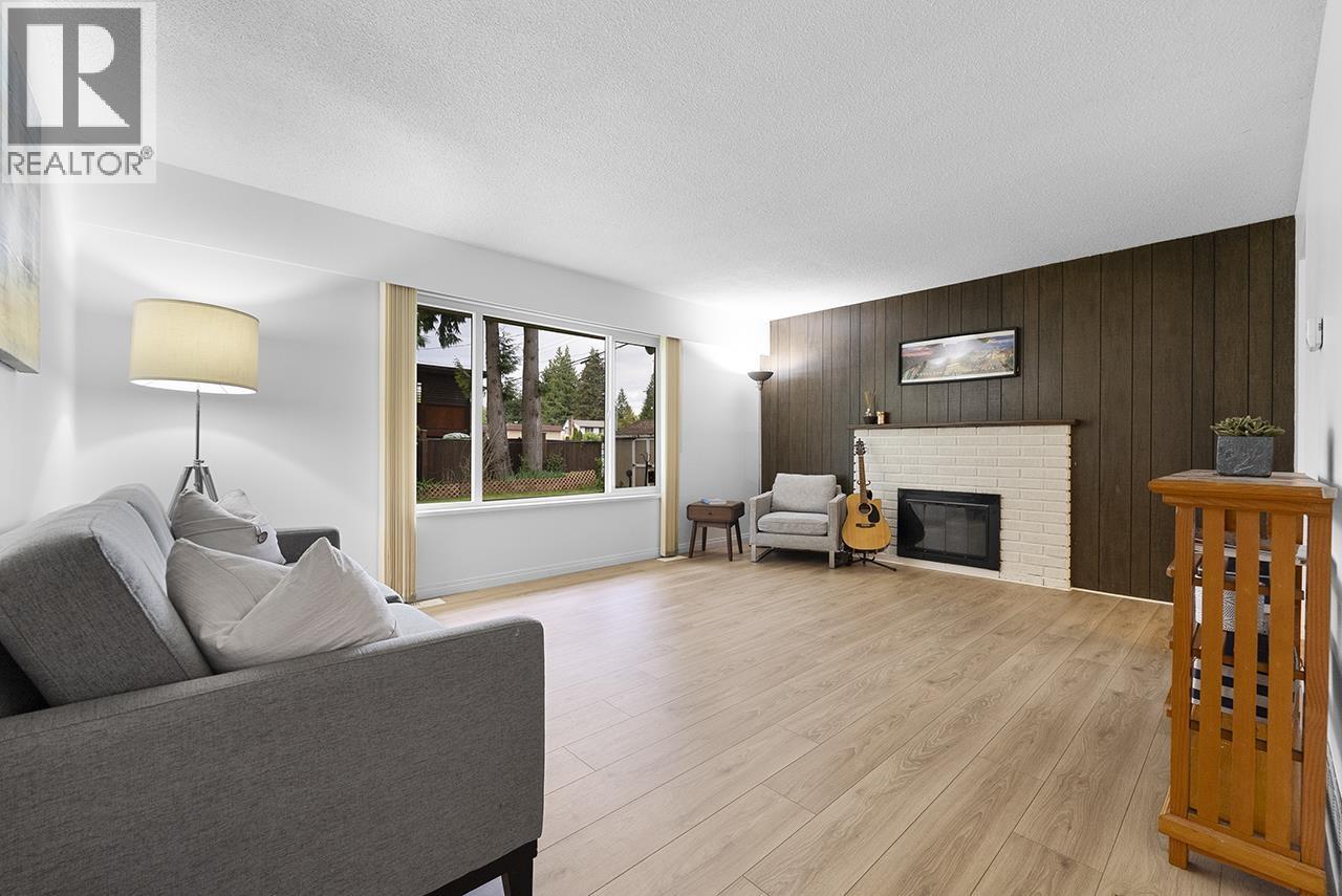 3604 Mcrae Crescent, Port Coquitlam, British Columbia  V3B 4P1 - Photo 4 - R3082611