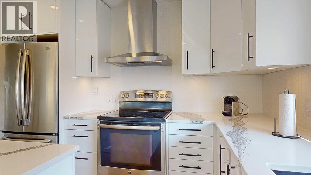 4868 Bluegrouse Drive, Sechelt, British Columbia  V7Z 0G4 - Photo 13 - R3082621