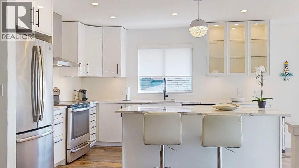 4868 Bluegrouse Drive, Sechelt, British Columbia  V7Z 0G4 - Photo 15 - R3082621