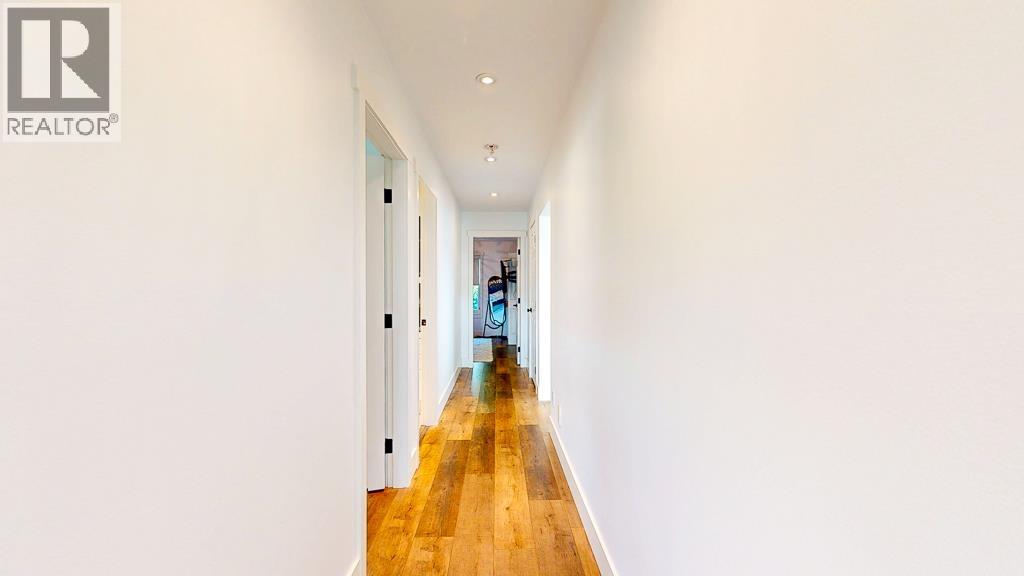 4868 Bluegrouse Drive, Sechelt, British Columbia  V7Z 0G4 - Photo 31 - R3082621