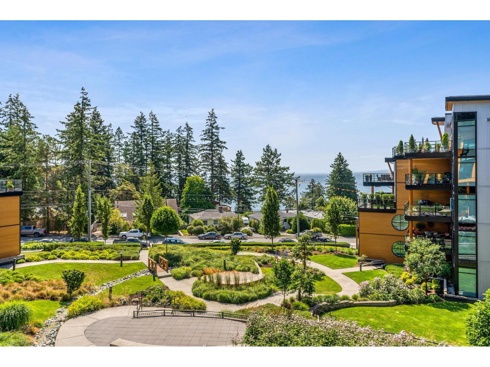 418 14855 Thrift Avenue, White Rock, British Columbia  V4B 2J6 - Photo 33 - R3082448