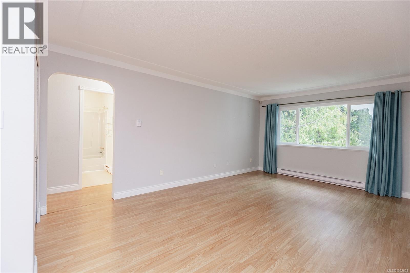 6 322 Village Way, Qualicum Beach, British Columbia  V9K 1N4 - Photo 3 - 1022628