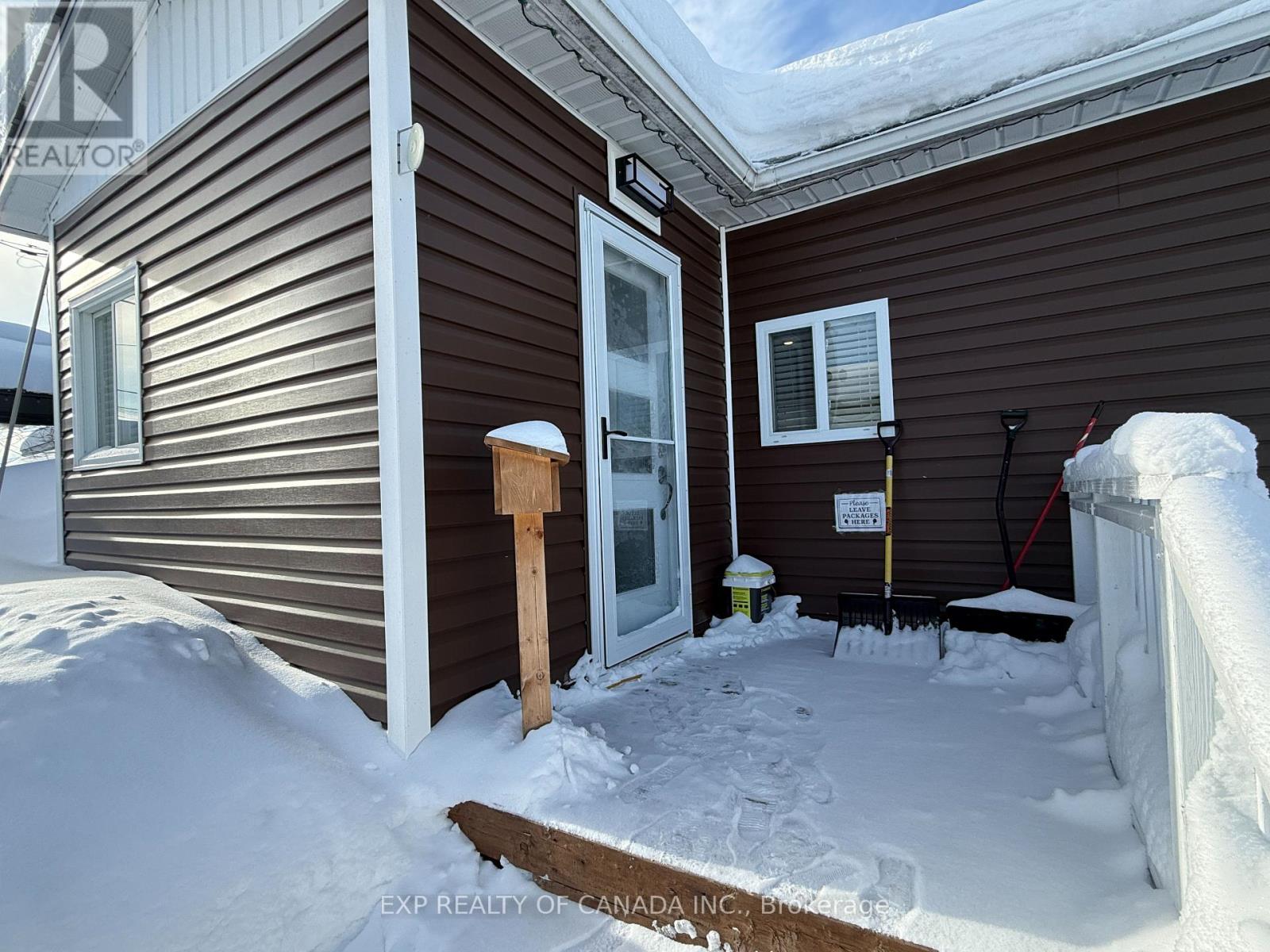 9 Kim Avenue, Timmins, Ontario  P4N 0C7 - Photo 3 - T12725230