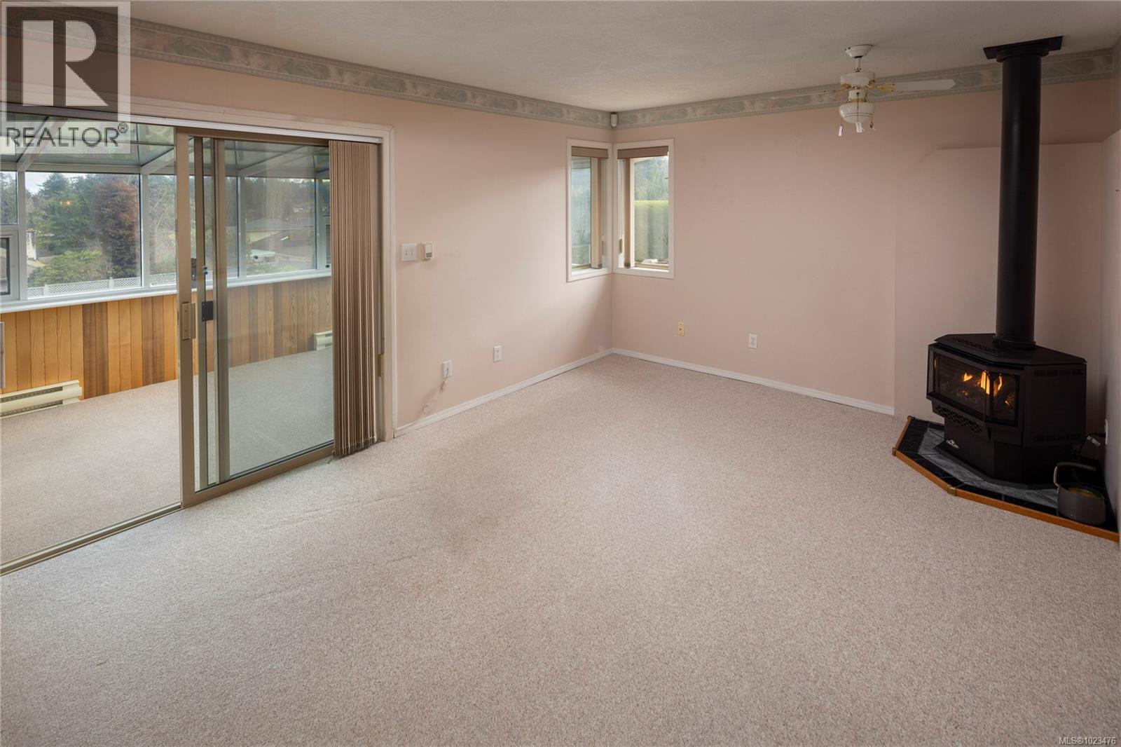 4867 Maxine Lane, Saanich, British Columbia  V8Y 2J3 - Photo 7 - 1023476