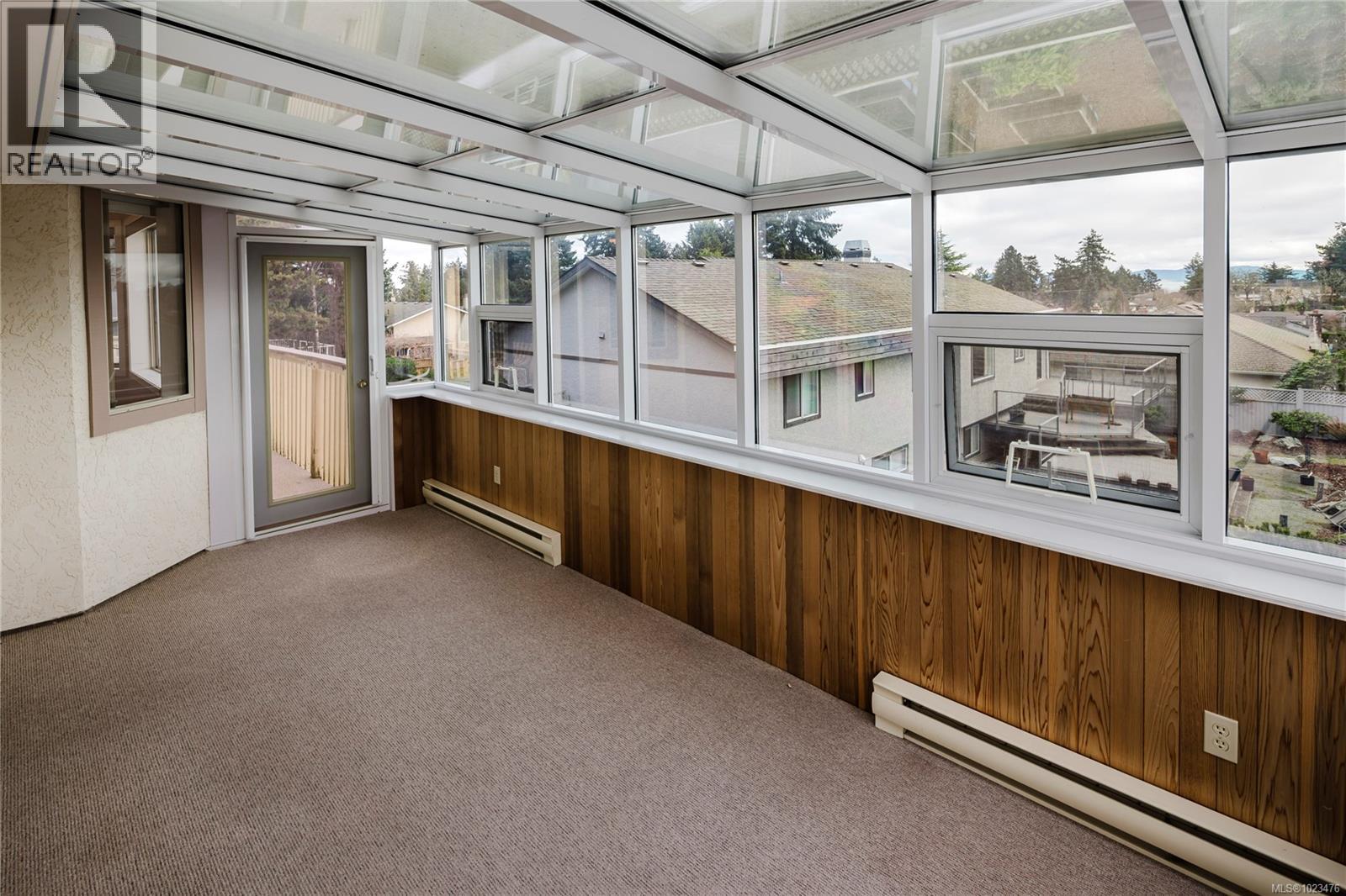 4867 Maxine Lane, Saanich, British Columbia  V8Y 2J3 - Photo 9 - 1023476