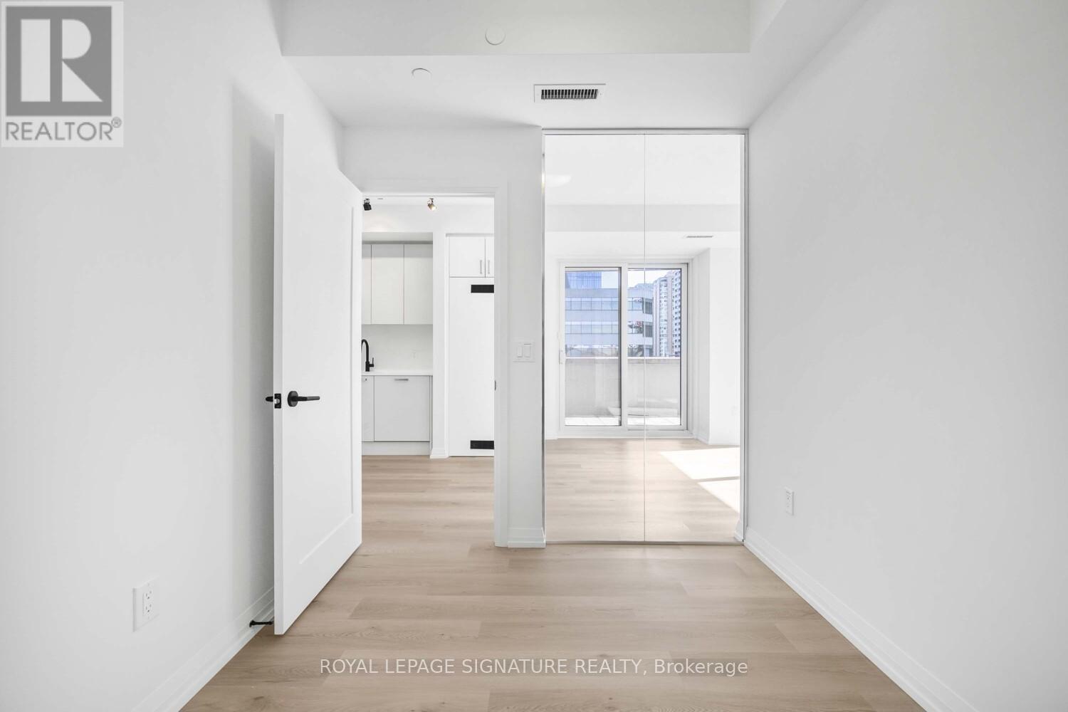 504 - 280 Dundas Street W, Toronto, Ontario  M5T 1G2 - Photo 11 - C12725186