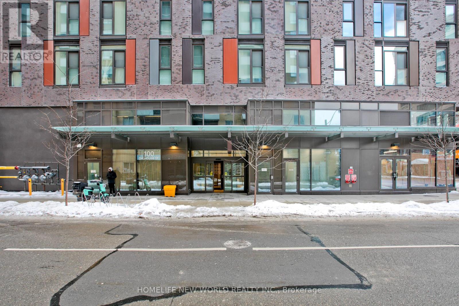 3512 - 100 Dalhousie Street W, Toronto, Ontario  M5B 0C7 - Photo 2 - C12725236