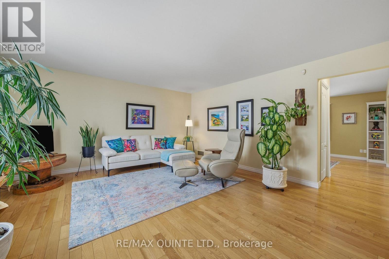 A - 100 Creswell Drive, Quinte West, Ontario  K8V 3G9 - Photo 5 - X12724996